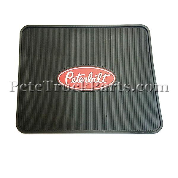 PETERBILT 04-05 FLOORMAT V3555C PETERBILT 04-05 FLOORMAT V3555C